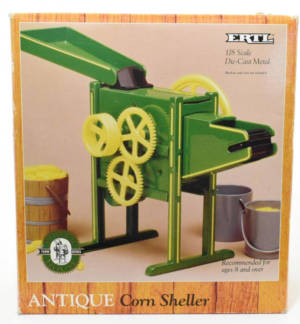 Antique ERTL Farm Series John Deere 1920s Corn Sheller 1/8 Scale Green
