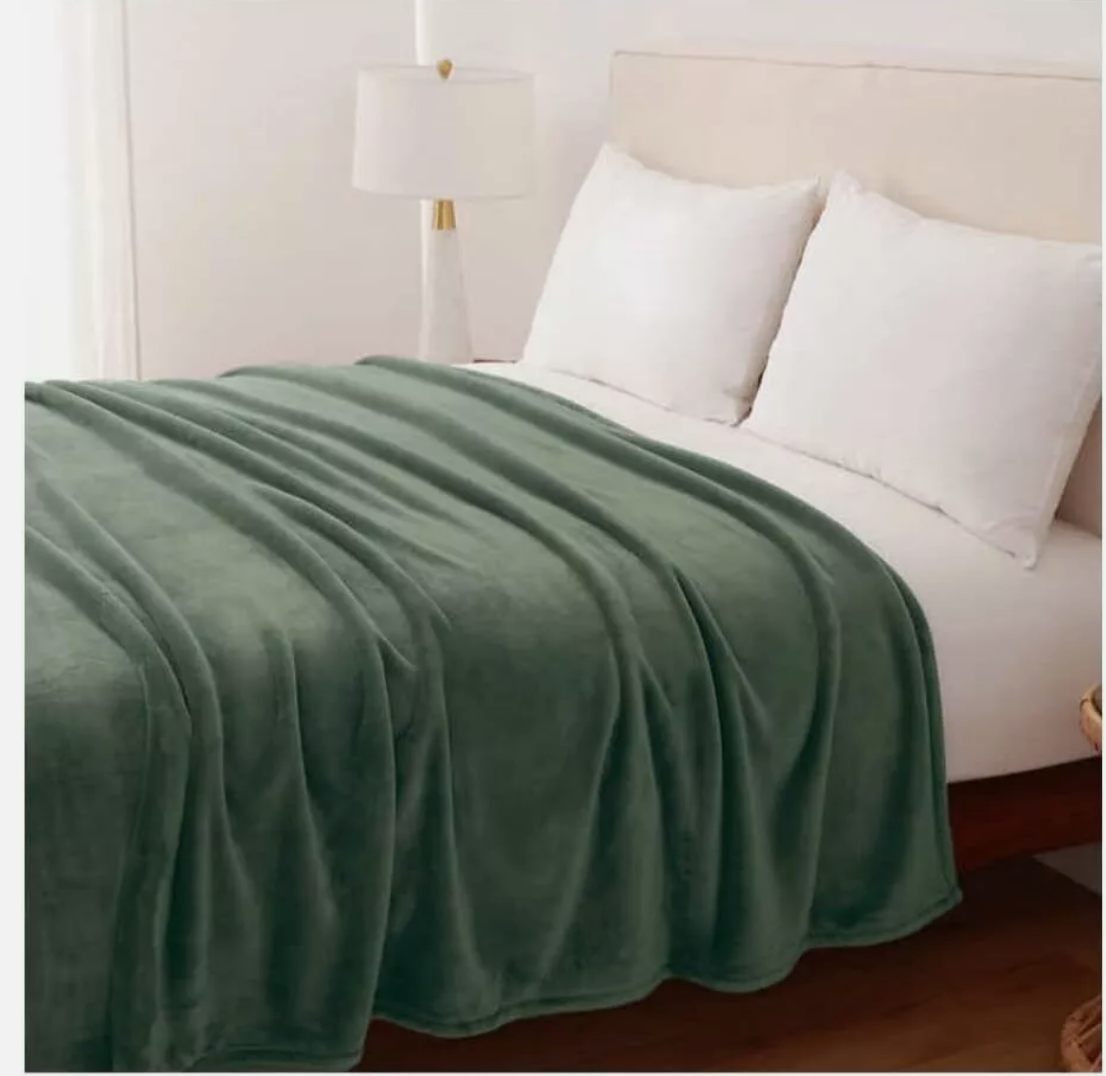 Berkshire Life LuxeLoft Blanket (Forest Green, Twin), Twin (66 in x 92 in)