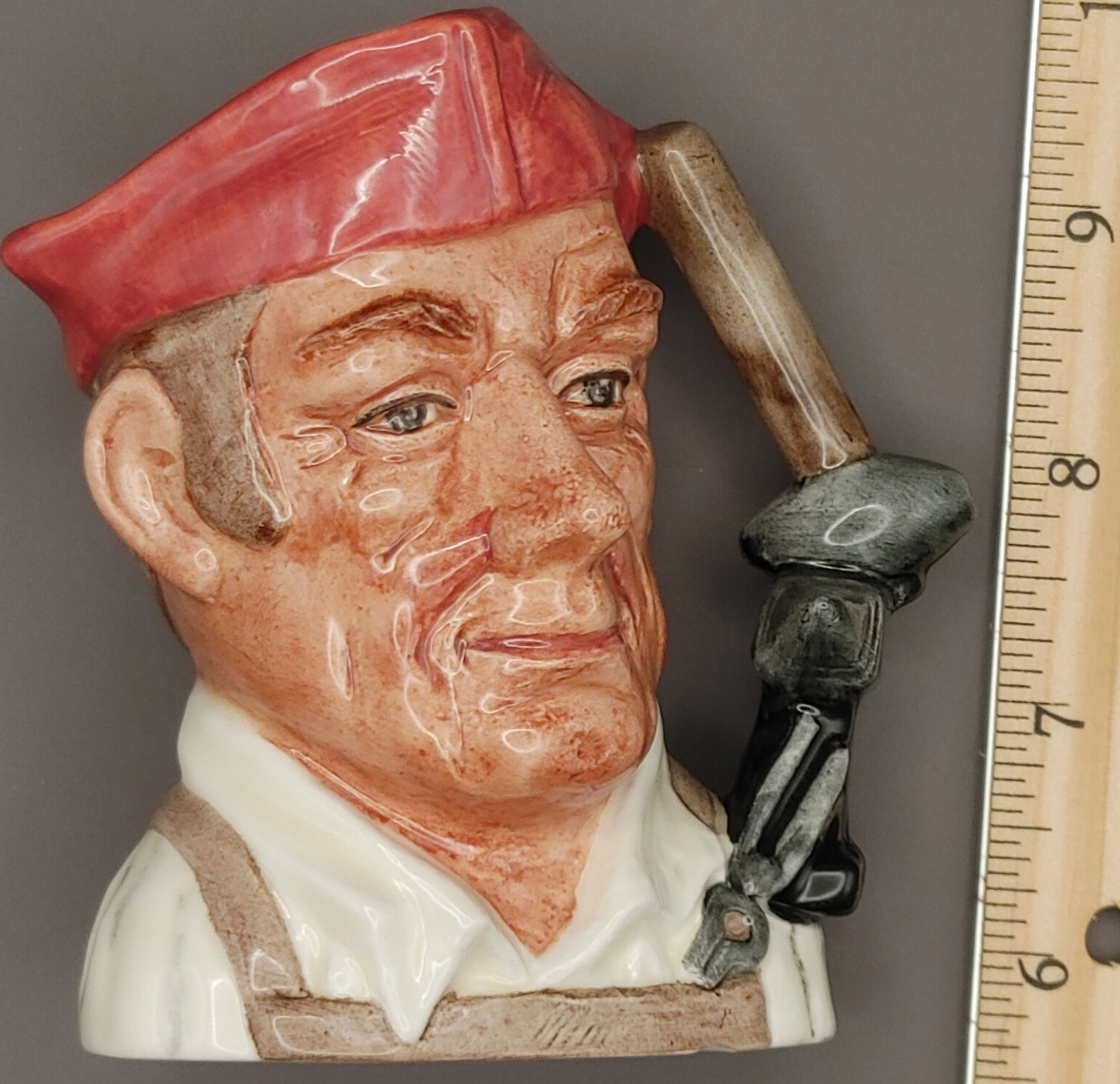 Vintage royal doulton Toby Character Jug from Williamsburg Blacksmith Small D6578, 1962