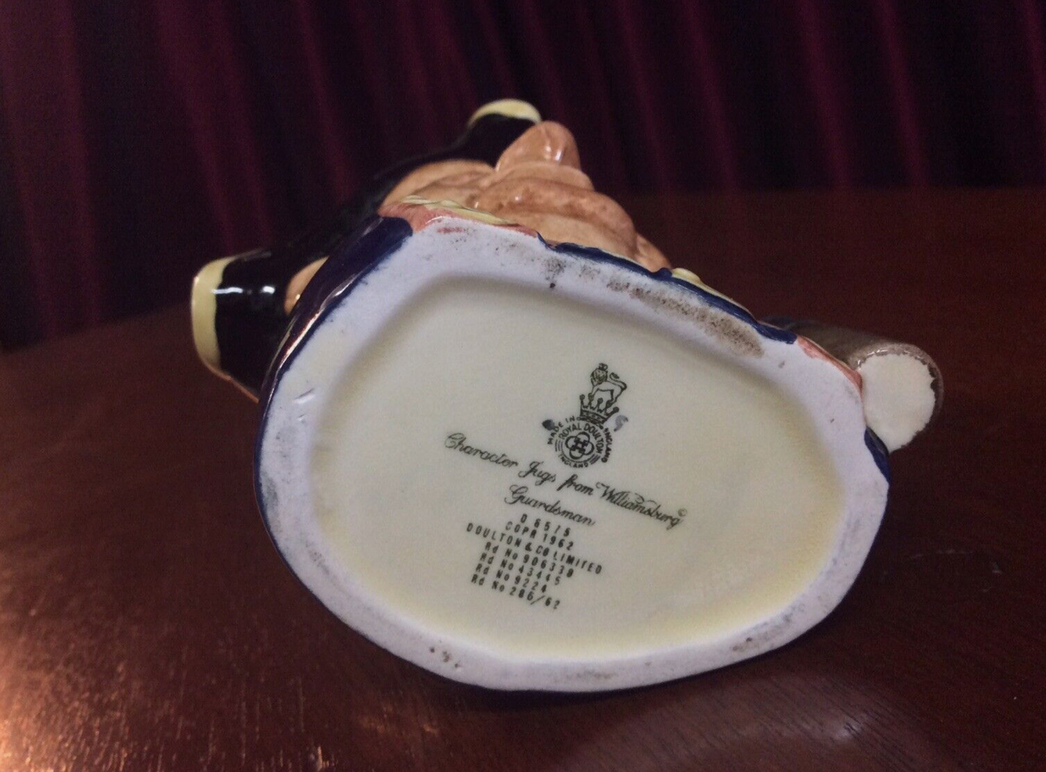 Vintage Small Royal Doulton Character Jug Guardsman D6575, 1962