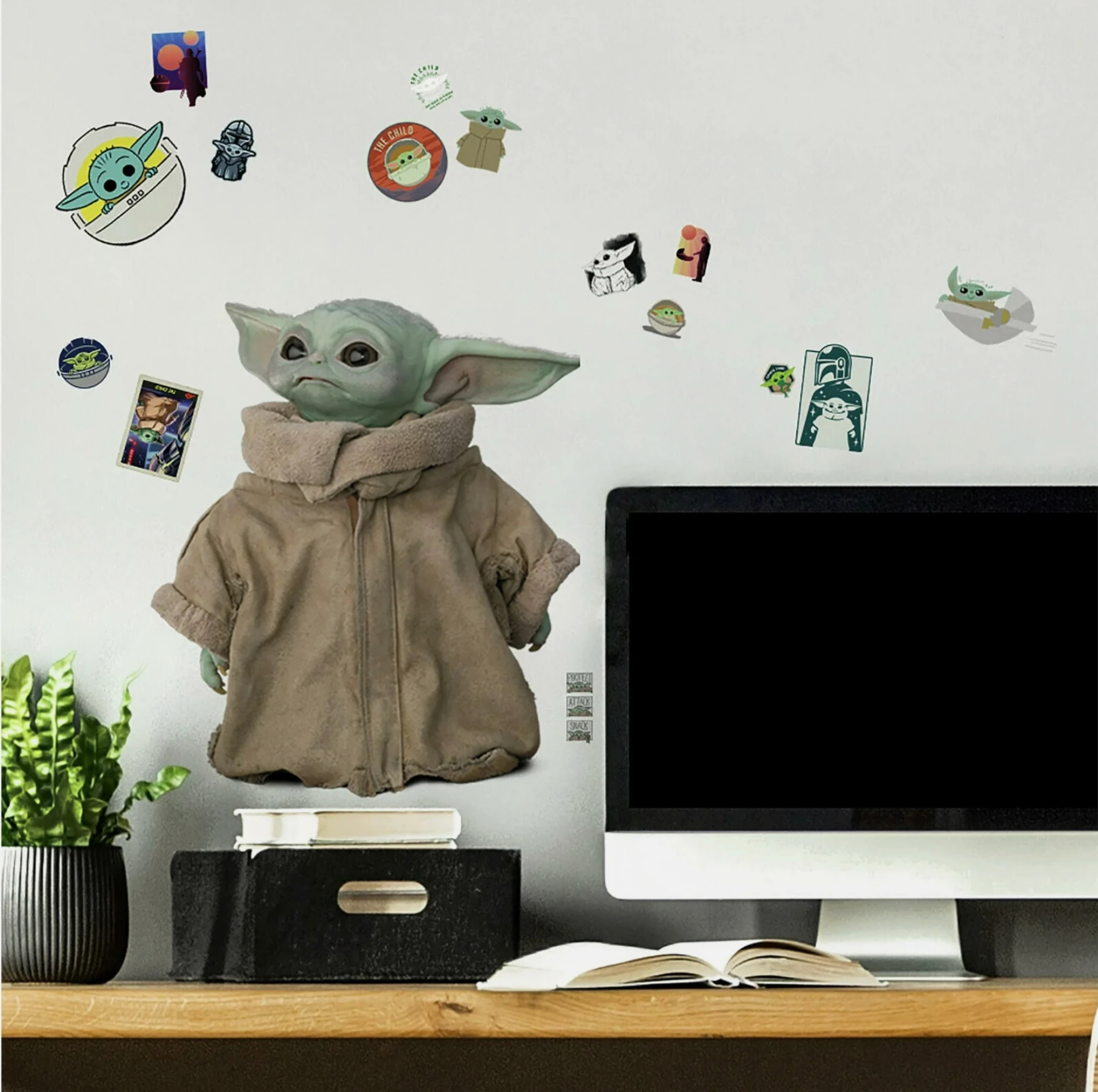 RoomMates Star Wars the Mandalorian The Child (Baby Yoda) Peel and Stick Wall Decal